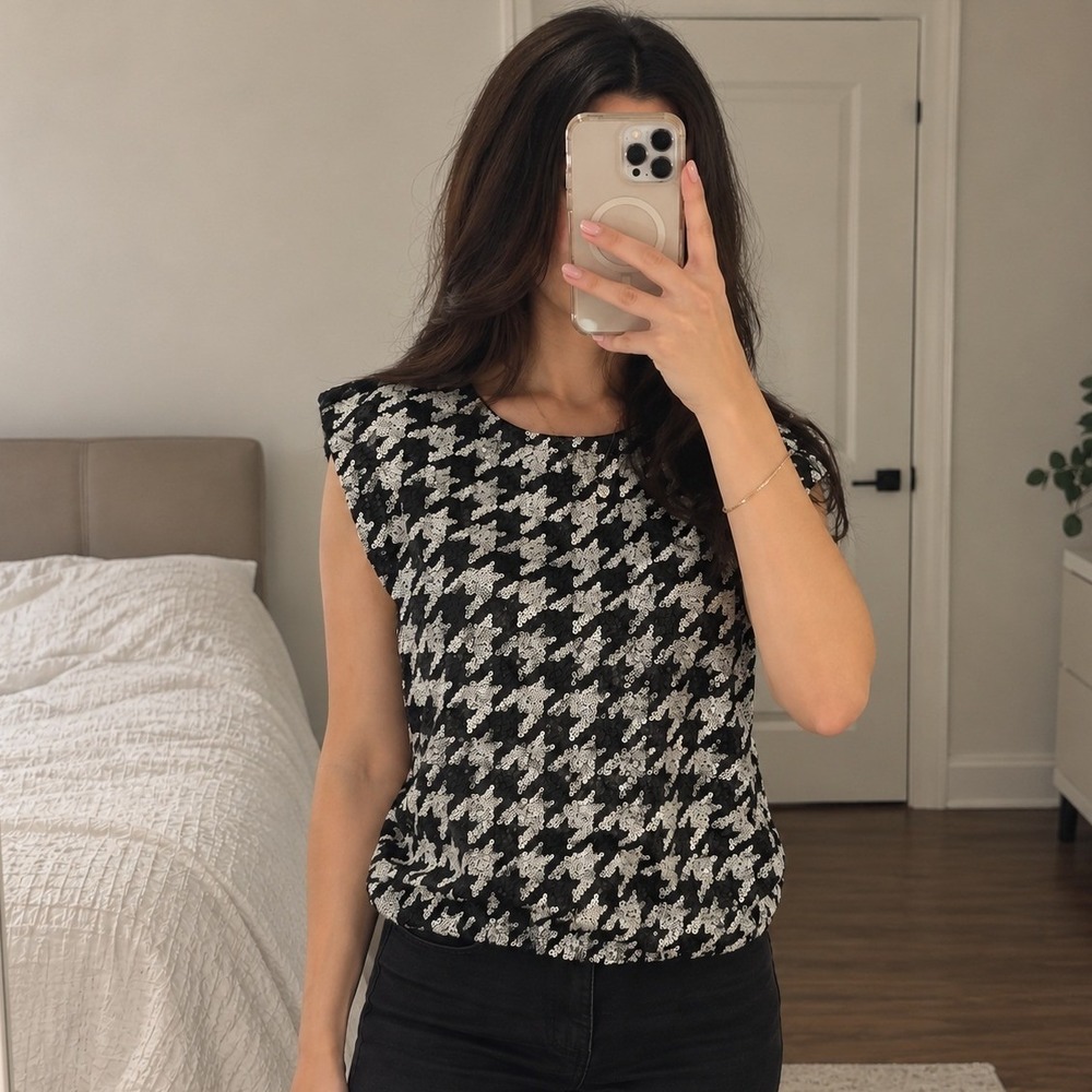 Express Womens Black White Sequin Houndstooth Sleeveless Top Shoulder Pads L